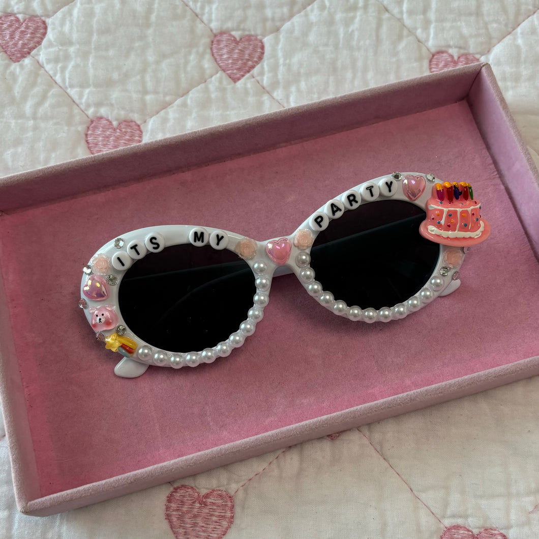 Its My Party Oversized Adult Sunnies